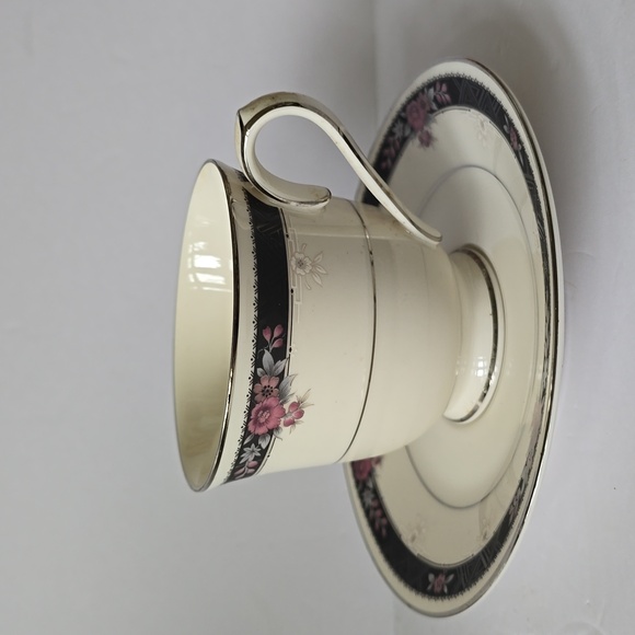 Noritake Etienne Ivory China Footed Coffee Mug Tea Cup And Saucer 7260 Japan - Picture 14 of 16